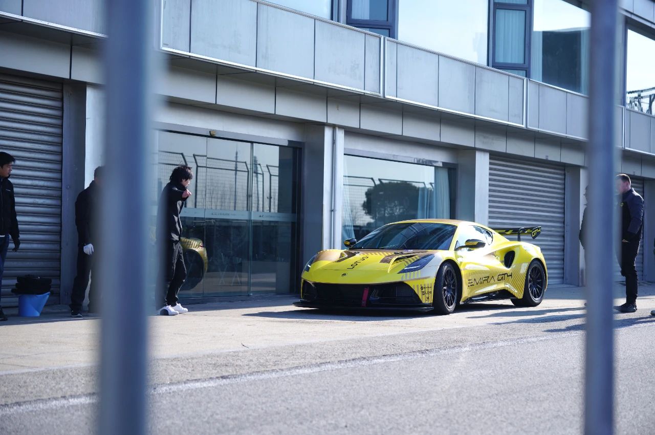 LOTUS03