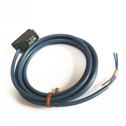 Omron Cylindrical Diameter Sensor E3Z-D62 with Photoelectric Sensor for Printer