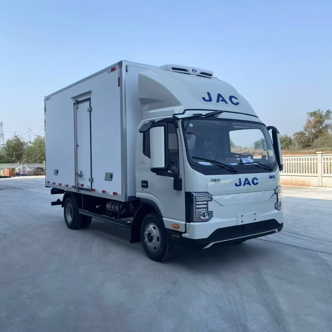 Electric refrigerated truck for grocery delivery