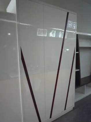 Modern white high gloss bedroom wardrobe