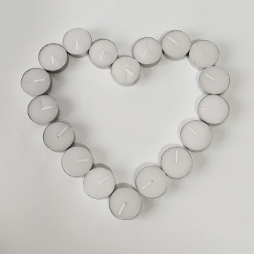 Neat efficient packaging tea light candles