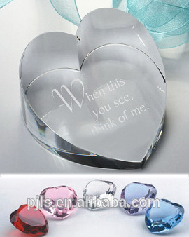 cheap custom crystal heart wedding craft for wedding souvenir