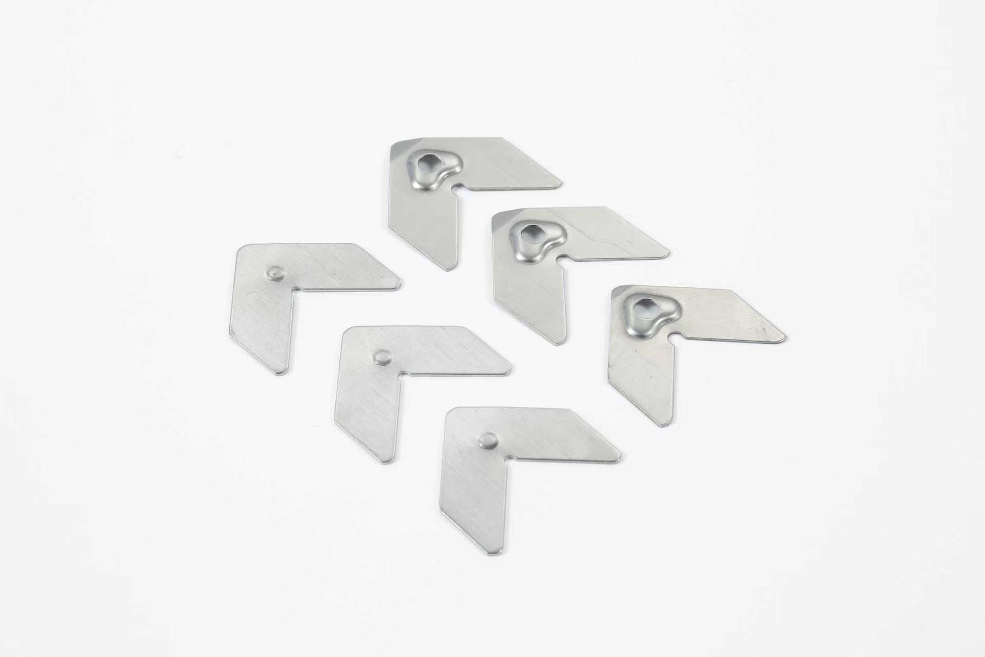 Window corner pieces