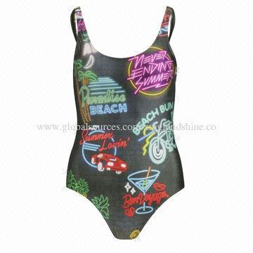 One-piece Ruffled Colorful Printed Sexy Bikini