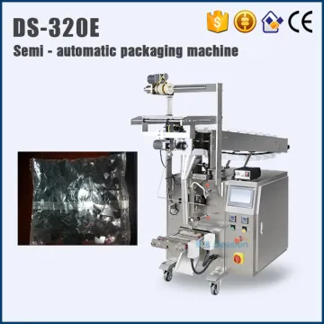 Semi - automatic plastic parts packaging machine