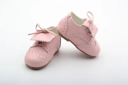 2017New Stylle Hollow Out Baby Oxford Shoes Pink Toddler Dress Shoes