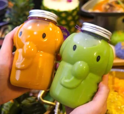 Clear Plastic Cold Pressed Juice and Bubble Tea Bottles