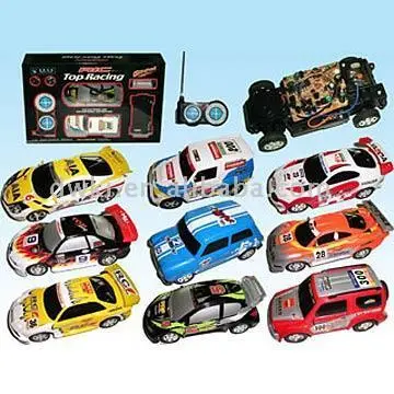 1:32 R/C Car with Spare Parts