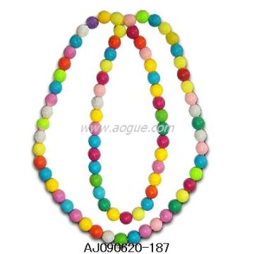 bead necklace