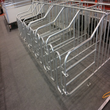 carbon steel material galvanized steel pigsty fence carbon steel fence China supplier