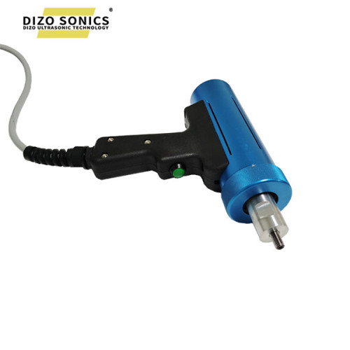 China 28K Ultrasonic Handheld Spot Welding Machine Supplier