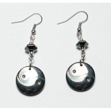 Hematite Earring with silver color finding