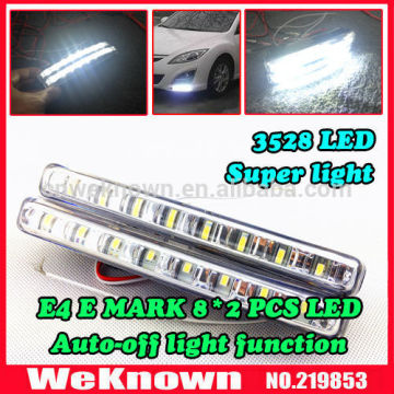 Universal 100 ٪ مقاومة للماء E Mark 16pcs 3528 LED Car Drl Dreving Light أثناء النهار مع التبديل التلقائي/إيقاف تشغيله