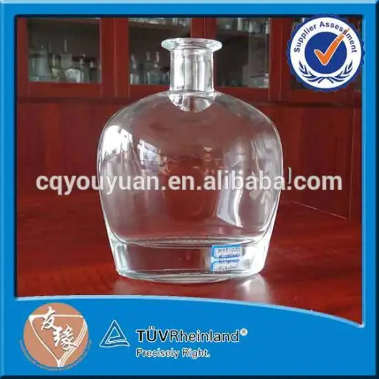 Custom Made Cork Top XO Brandy Clear Flint Glass Bottles 500 ml