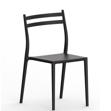 Пластиковые черные стулья для отдыха в современной гостиной