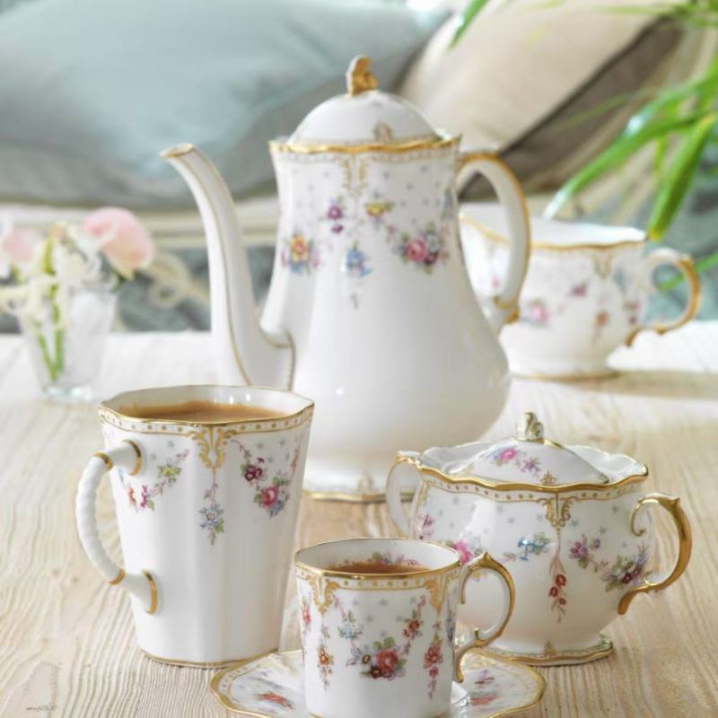 Luxury Porcelain Set Featuring Golden Accents