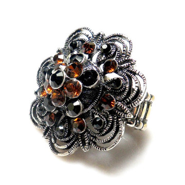 Strass NOCKENRINGE Metalllegierung Blume Stretch Ring Antik Silber