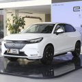 Novo carro elétrico puro e solar Honda ENP1