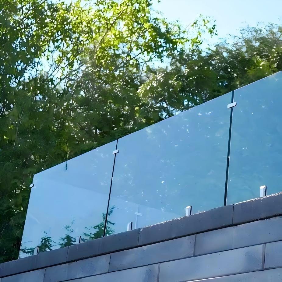 Balustrade PVB laminated glass