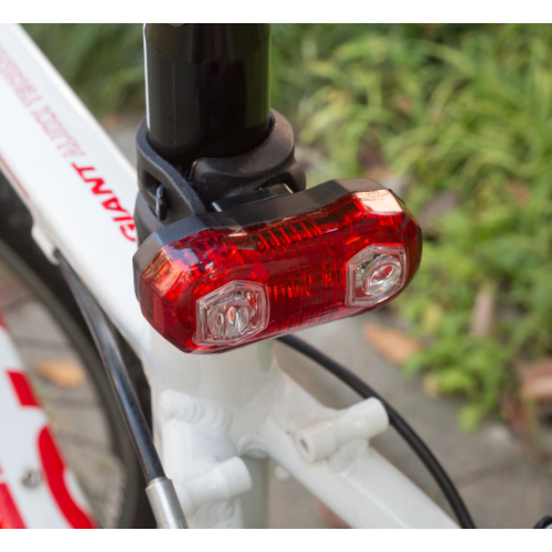 Lámpara de cola de bicicleta nueva recargable USB Luz de bicicleta USB