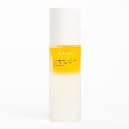Facial toner brightens skin and reduces wrinkles