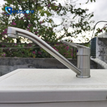 Reka bentuk baru Stainless Steel Kitchen Mixer Tap