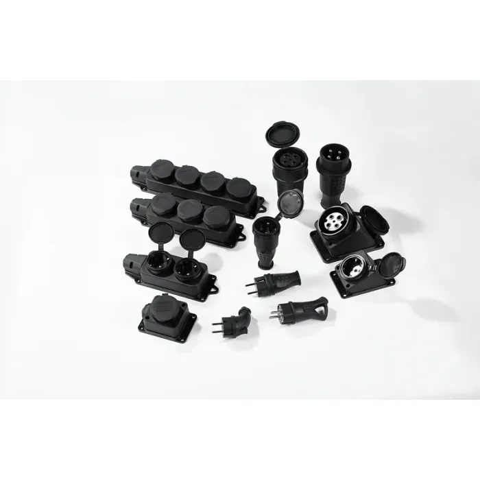 Soket Karet 2-Gang dengan Grounding dan Penutup IP44