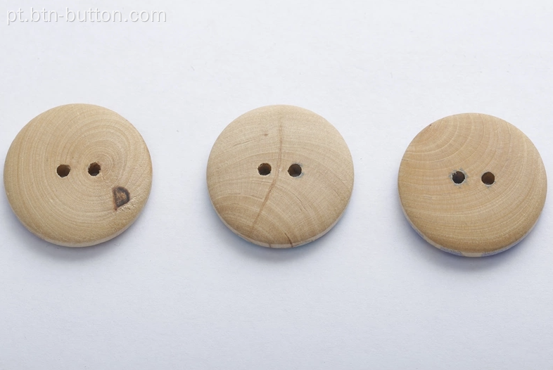 Botões de madeira naturais personalizados
