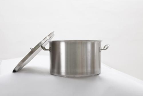 Pot memasak stainless steel yang ramping dan kokoh