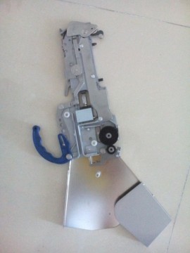 YKW1-M1300-000 YAMAHA 8x2mm feeder