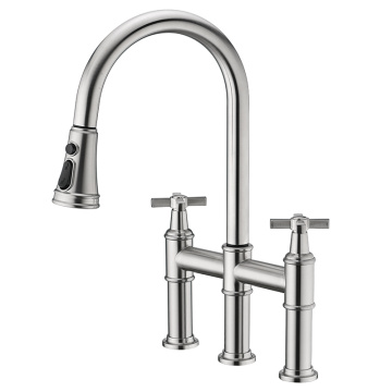 Transitional Bridge Kitchen Faucet na may Pull-Down Sprayhead