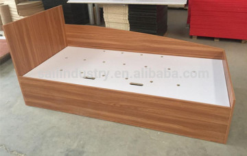 single wooden bed