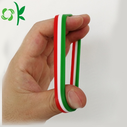 Premi i braccialetti del polsino del silicone di alta qualità di Three Layer