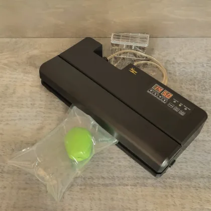 Vacuum Skin Packing Machine and FoodSaver Bags for Vacuum Sealing