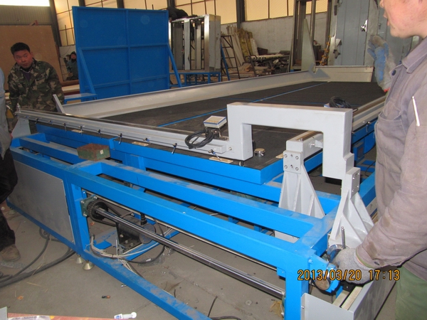 glass cutting machine