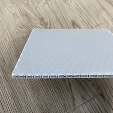 PP bubble guard board for automotive packaging