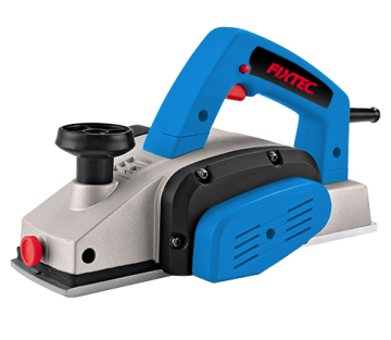 Electric wood planer machine with blade