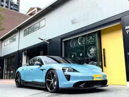 Teheran Style Carbon Fiber Body Kit for Porsche Taycan