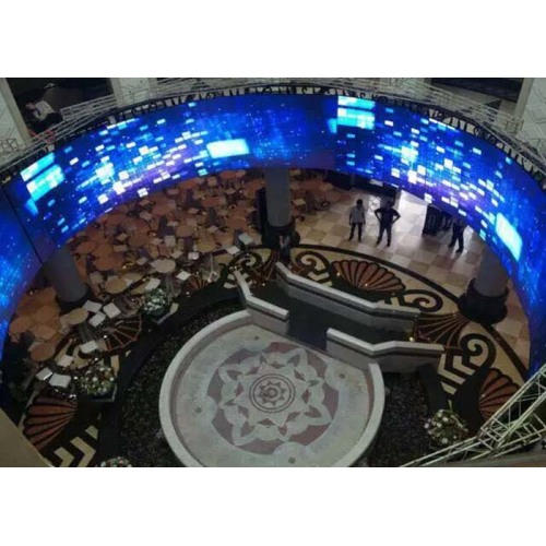 High Refresh Rate Indoor Curved LED Display