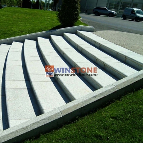 Đá Granite xám bạc Arc cầu thang