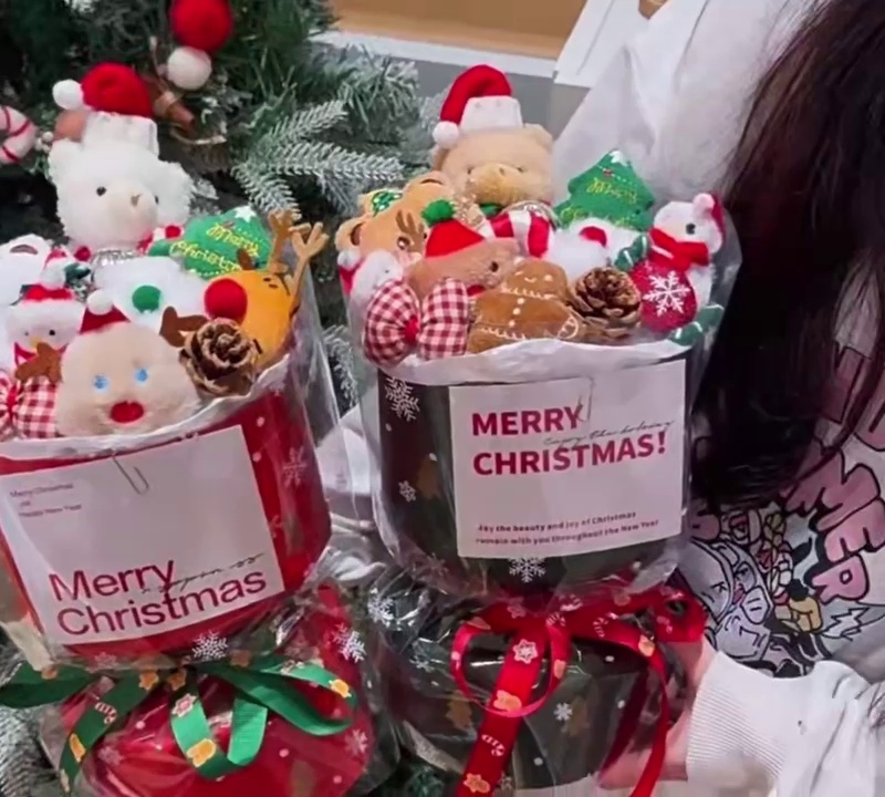 CSCC 2025 New Christmas Gift Bouquet Decorations