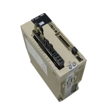 New Yaskawa SGDV-7R6A01A002000 Servo-Laufwerk in Originalverpackung zum Verkauf