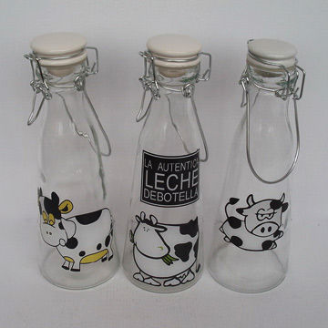 Glass Bottle with Decal, Rubber Pad and White Ceramic Lid, Comes in 540mL Capacity