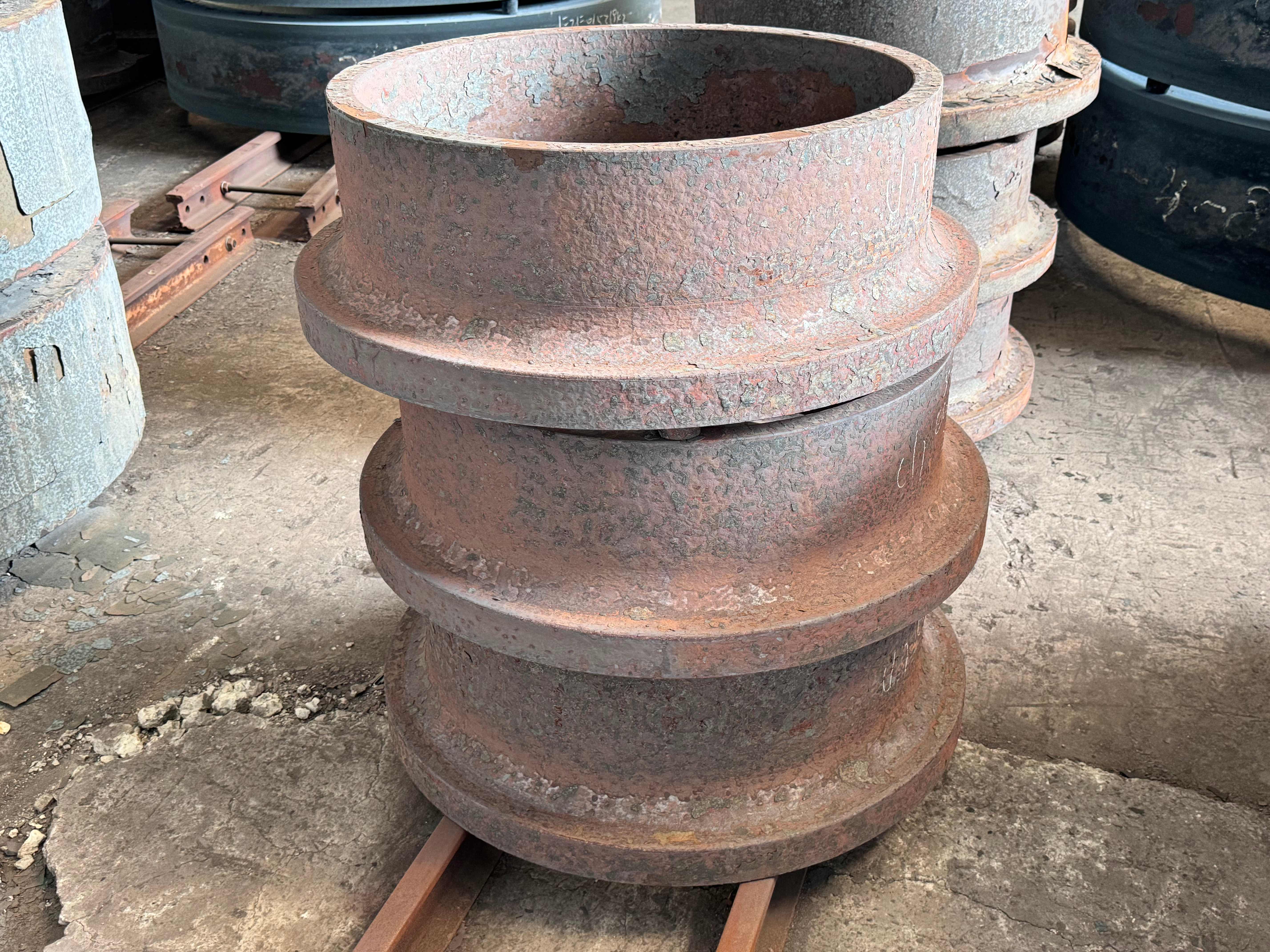 Locking disc after rough turning