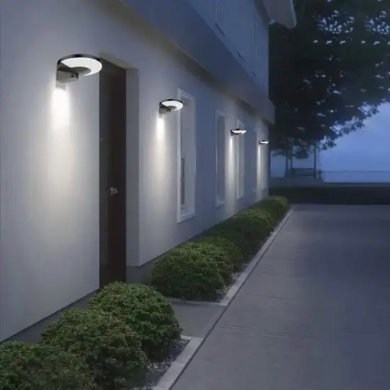 Hot Sell Beautiful Waterproof Outdoor LED Solar Lawn Light & Garden Lights
