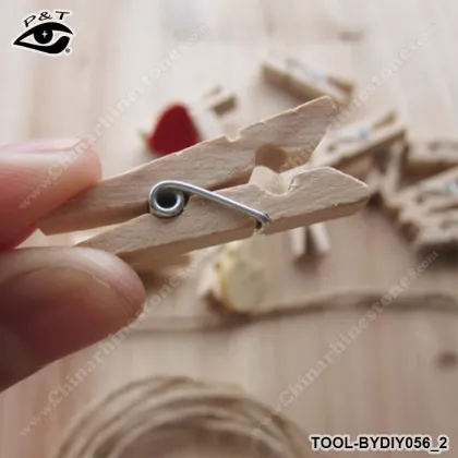 4.50CM decorative mini wood paper clips Paper Pins Family Foto Pegs Family Foto Official Clips