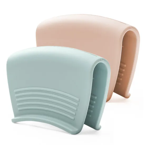 Custom Heat Resistant Hot Pots & Oven Mitts: Your Essential Cooking Gloves for Safe Handling