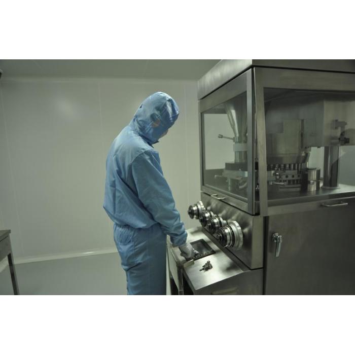 حقن حمض الترانيكساميك وكلوريد الصوديوم