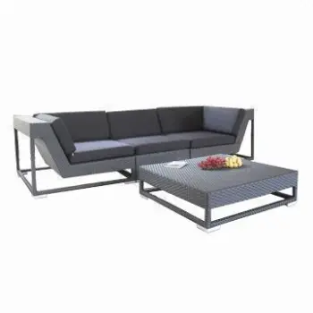 Wicker/Rattan furniture for outdoor use