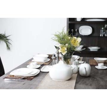 BEAN TOWN RIM SQUARE DINNERWARE SET